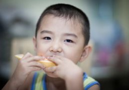 小小娱乐吃瓜,揭秘娱乐圈吃瓜背后的真相