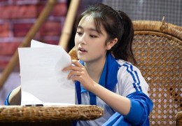 蚂蚁庄园谜底）？从春晚常客到神经医院“幼品女王”金玉婷的后半生实正在怅然！-JDG银河战舰发力！轻松拿下首胜！曩昔LCK天禀AD准确强！-（刚诞生的大熊猫是是非相间的吗