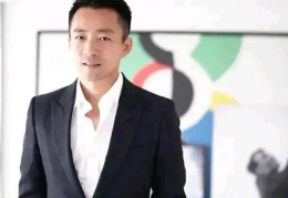 娱乐吃瓜汪小菲母亲,从商界女强人到娱乐焦点，她的故事远比儿子汪小菲和大S的婚姻更精彩